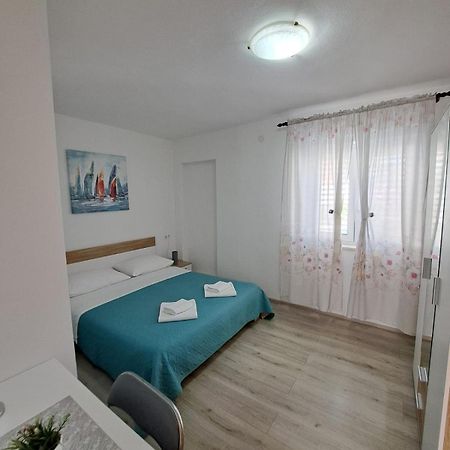 Apartman Leon Omiš Eksteriør bilde